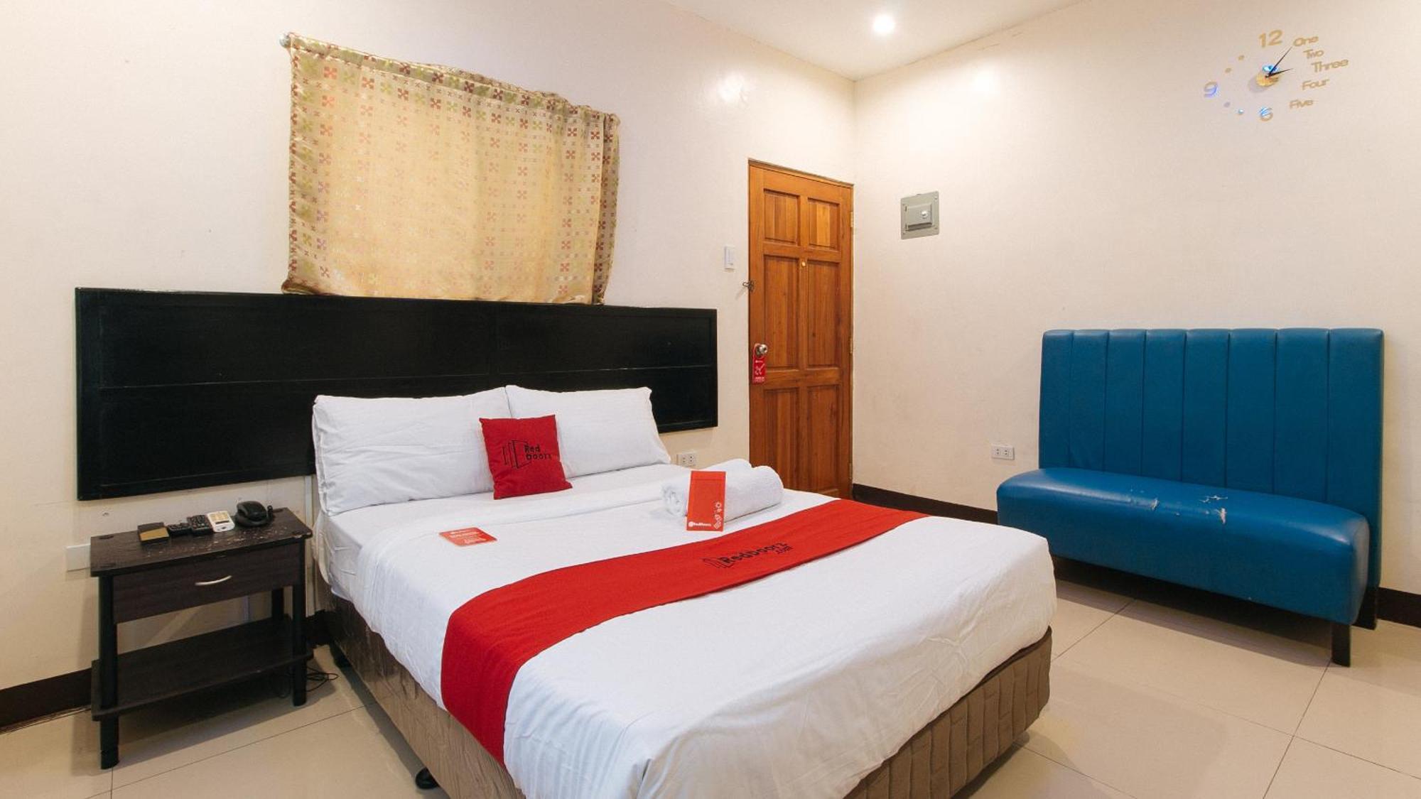 Reddoorz At V-Cat Apartelle Sampaloc Manila Ngoại thất bức ảnh
